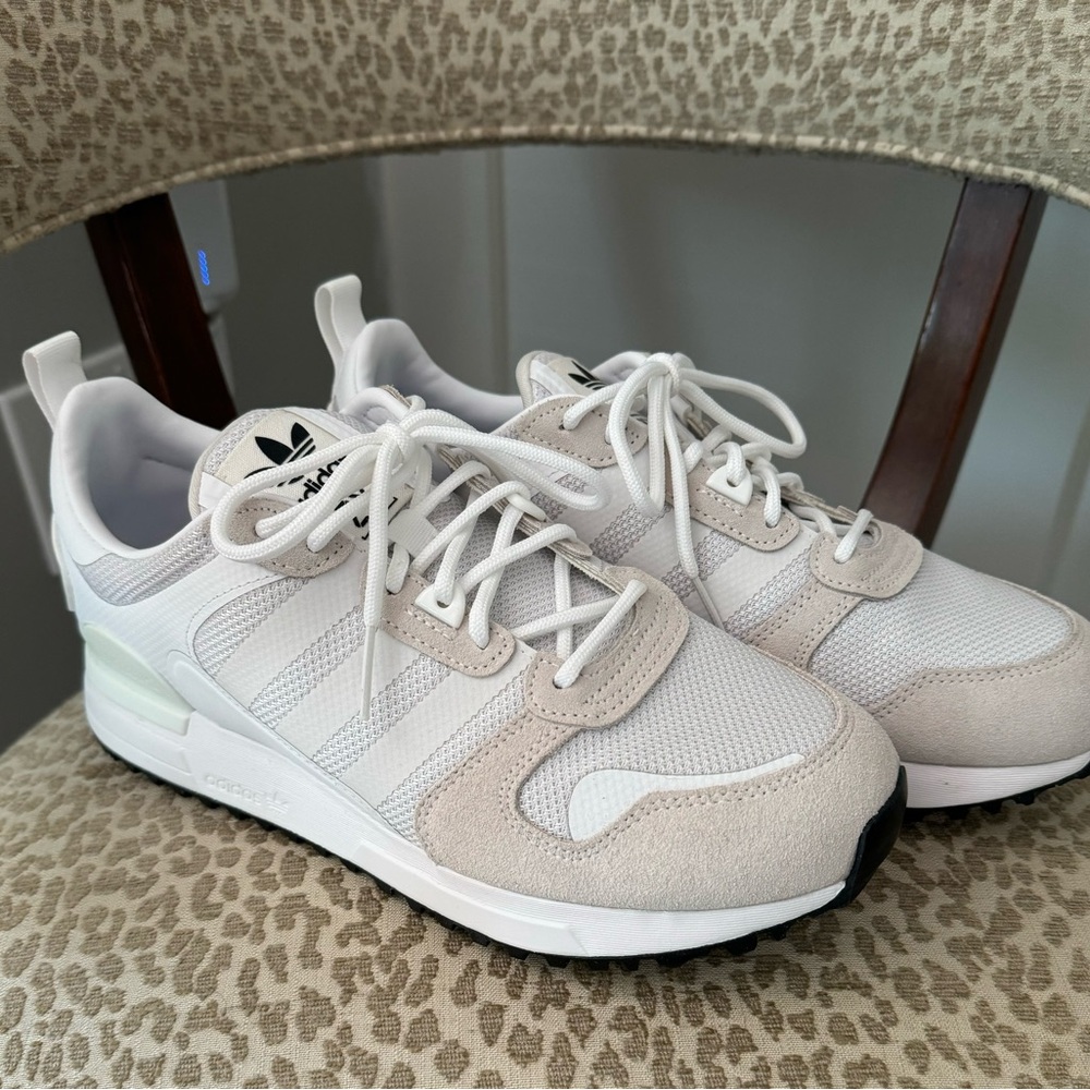 ADIDAS Original 700ZX Cloud White - Men’s 9